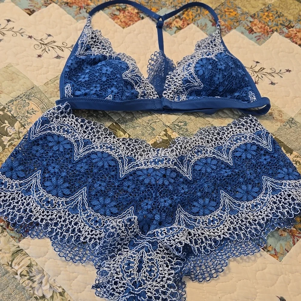 NWOT Victoria's Secret Lace and Floral Panty Set Lacy Panties & Bra Sets 12 pcs - Picture 5 of 7